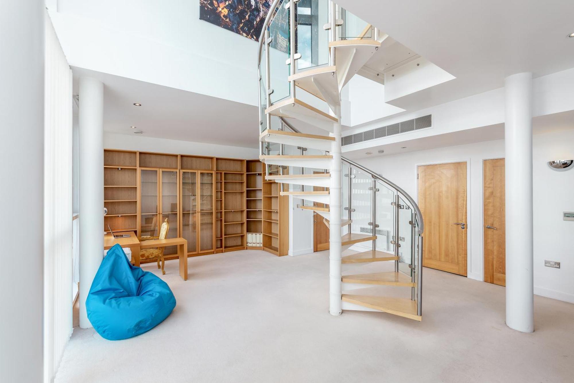 Excel Dock Apartments Лондон Экстерьер фото